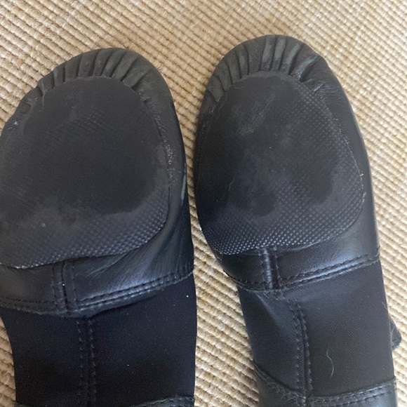 Capezio E Series Slip-on Jazz Shoes - Picture 12 of 12